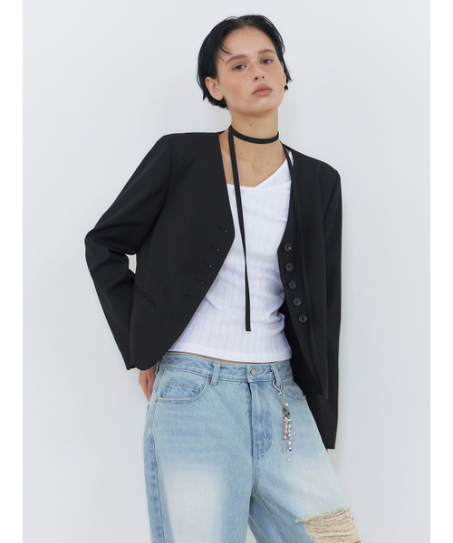 ETMON（エトモン）の「Diagonal Button T-Shirt, White（Tシャツ/カットソー・レディース・その他・FREE）」の5枚目の写真
