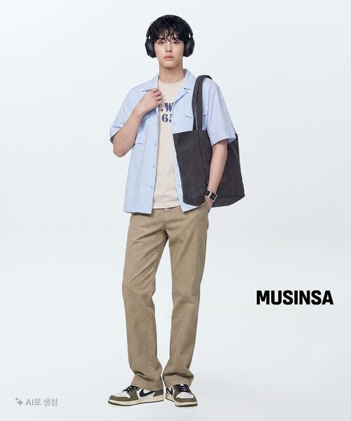 HONGWOOSUNG(ホンウソン)の「Pinstripe Seersucker Shirt_Sky Blue(シャツ/ブラウス・メンズ・その他・S/M/L)」の2枚目の写真