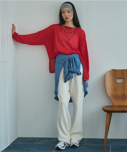 Doux archives（ドゥアルシーヴ）の「【ZOZO限定】ペーパーヤーンルーズプルオーバー（ニット/セーター・レディース・アイボリー/ブルー/レッド/ブラック・FREE）」の5枚目の写真