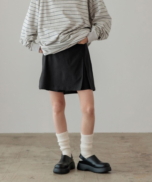 LOWRYS FARM（ローリーズファーム）の「アソートラップミニスカート 661921（スカート・レディース・ブラック/ベージュ/ベージュ系その他2/グレー系その他・FREE）」の2枚目の写真