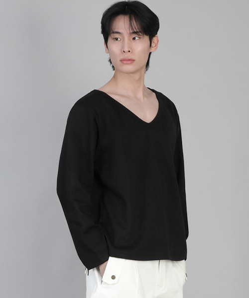SAINTCREW(セントクルー)の「無地BIGVネック長袖TシャツBIGV-879ブラック(Tシャツ/カットソー・メンズ・その他・LARGE/MEDIUM/XXX-LARGE/XXXX-LARGE/X-LARGE/XX-LARGE/SMALL)」の4枚目の写真