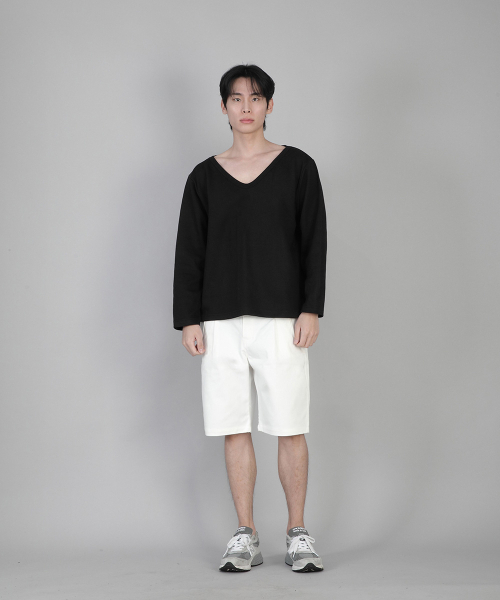 SAINTCREW(セントクルー)の「無地BIGVネック長袖TシャツBIGV-879ブラック(Tシャツ/カットソー・メンズ・その他・LARGE/MEDIUM/XXX-LARGE/XXXX-LARGE/X-LARGE/XX-LARGE/SMALL)」の6枚目の写真