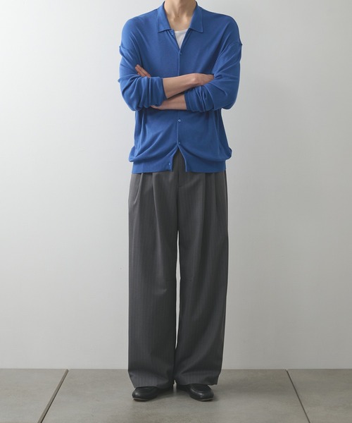 STUDIOUS（ステュディオス）の「【STUDIOUS】2Tuck Curve Slacks（スラックス・メンズ・ブラック系2/ダークグレー/ブラック/ダークブラウン/ブラック系3/グレー・1/3/2）」の4枚目の写真
