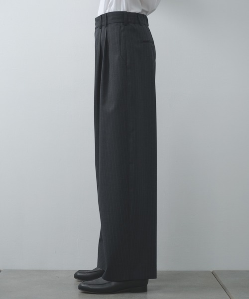 STUDIOUS(ステュディオス)の「【STUDIOUS】2Tuck Curve Slacks(スラックス・メンズ・ブラック系2/ダークグレー/ブラック/ダークブラウン・1/3/2)」の17枚目の写真