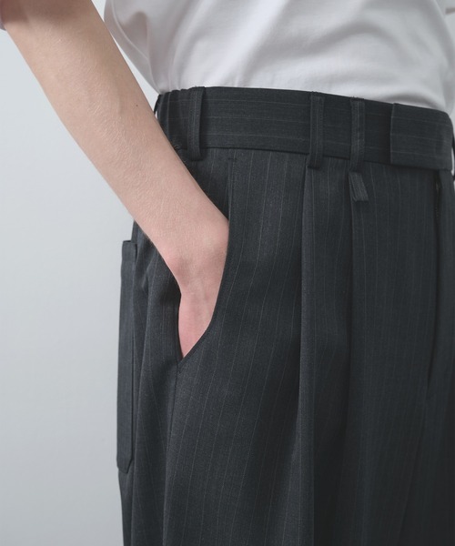 STUDIOUS(ステュディオス)の「【STUDIOUS】2Tuck Curve Slacks(スラックス・メンズ・ブラック系2/ダークグレー/ブラック/ダークブラウン・1/3/2)」の20枚目の写真