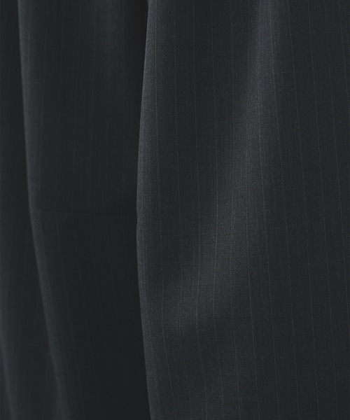 STUDIOUS(ステュディオス)の「【STUDIOUS】2Tuck Curve Slacks(スラックス・メンズ・ブラック系2/ダークグレー/ブラック/ダークブラウン・1/3/2)」の22枚目の写真