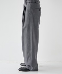 STUDIOUS（ステュディオス）の「【STUDIOUS】2Tuck Curve Slacks（スラックス）」