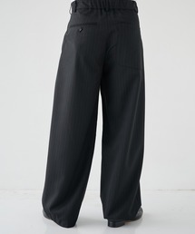 STUDIOUS（ステュディオス）の「【STUDIOUS】2Tuck Curve Slacks（スラックス）」