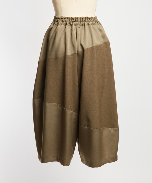 gomme(ゴム)の「バルーンツイルパンツ(その他パンツ・レディース・ブラック/カーキ/チャコールグレー・MEDIUM)」の18枚目の写真