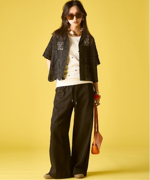 GEVS.（ジェイヴィス）の「レースパッチワークシャツ＜大きいサイズ有＞GEVS.（シャツ/ブラウス・レディース・ブラック/オフホワイト・M/L/LL/3L/5L/4L）」の14枚目の写真