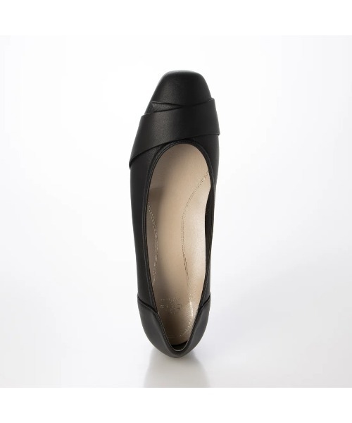 Riz raffinee(リズラフィーネ)の「ローヒールパンプス(パンプス・レディース・ブラック/ライトベージュ・23cm/23.5cm/24cm/24.5cm/22cm/22.5cm)」の7枚目の写真