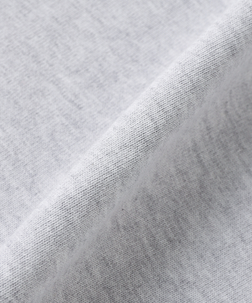 EDIFICE(エディフィス)の「MARKAWARE(マーカウェア)HUGE SHORT SWEAT(スウェット・メンズ・チャコールグレー/ブラック・1/2)」の7枚目の写真