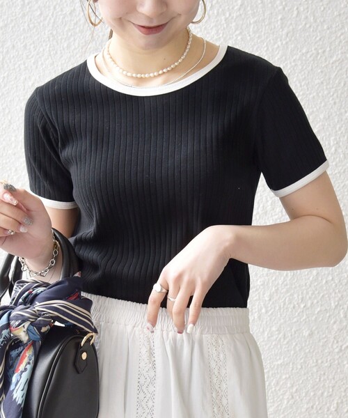 SHIPS any(シップス エニィ)の「SHIPS any:〈洗濯機可能〉テレコ リブ バイカラー ショートスリーブ TEE(Tシャツ/カットソー・レディース・ブラウン/ホワイト/ブラック・ONE SIZE)」の14枚目の写真