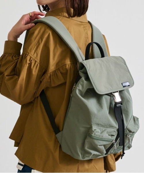 LIZDAYS(リズデイズ)の「Kacchirin ruck sack(バックパック/リュック・レディース・ベージュ/ダークグレー/カーキ系/ブルーグレー/ブラック/サーモンピンク・FREE)」の5枚目の写真