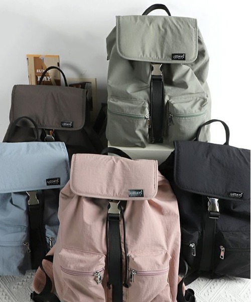 LIZDAYS(リズデイズ)の「Kacchirin ruck sack(バックパック/リュック・レディース・ベージュ/ダークグレー/カーキ系/ブルーグレー/ブラック/サーモンピンク・FREE)」の8枚目の写真