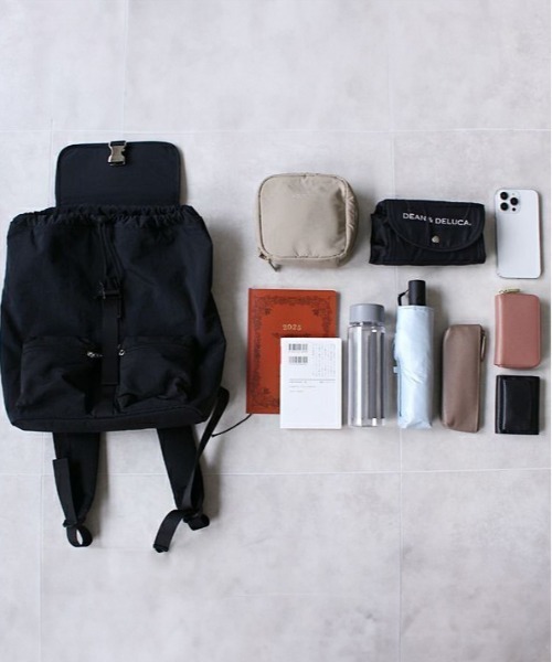 LIZDAYS(リズデイズ)の「Kacchirin ruck sack(バックパック/リュック・レディース・ベージュ/ダークグレー/カーキ系/ブルーグレー/ブラック/サーモンピンク・FREE)」の13枚目の写真