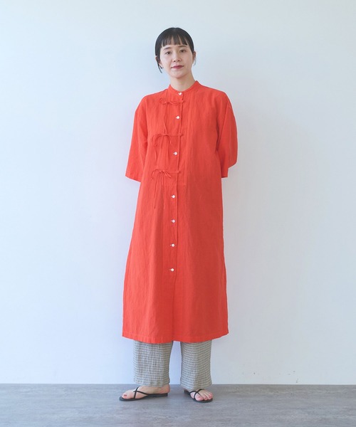 yuni（ユニ　）の「強撚CottonLine近江晒 ribbonシャツワンピース（シャツワンピース・レディース・レッド/カーキ/チャコールグレー/パープル・FREE）」の6枚目の写真