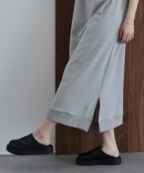 J by blue(ジェイバイブルー)の「レイヤードスウェットワンピース(ワンピース・レディース・グレー/ブラック・MEDIUM)」の19枚目の写真