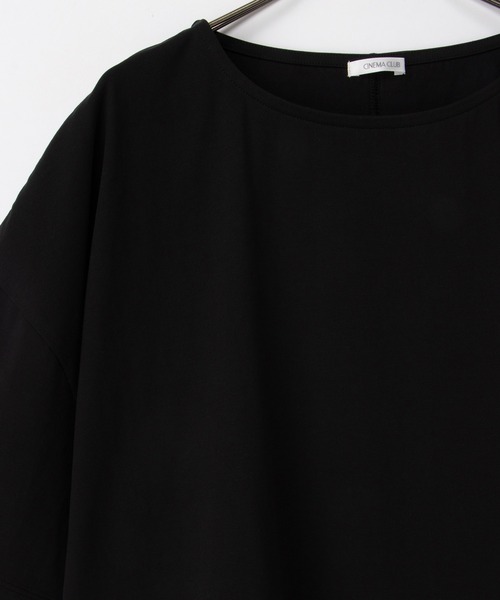 Honeys(ハニーズ)の「【ハニさら・接触冷感・UVカット・遮熱】ショート丈ゆるTシャツ(Tシャツ/カットソー・レディース・オレンジ/ブラック/オフホワイト/ブルー・F)」の11枚目の写真