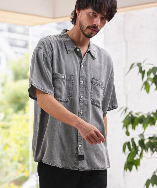 CAMBIO（カンビオ）の「mhs2625-Chemically Washed Lyocell Denim Short Sleeve Shirts 半袖デニムワークシャツ(PF-261-025)（シャツ/ブラウス・メンズ・ブルー/ブラック・M/L）」の3枚目の写真