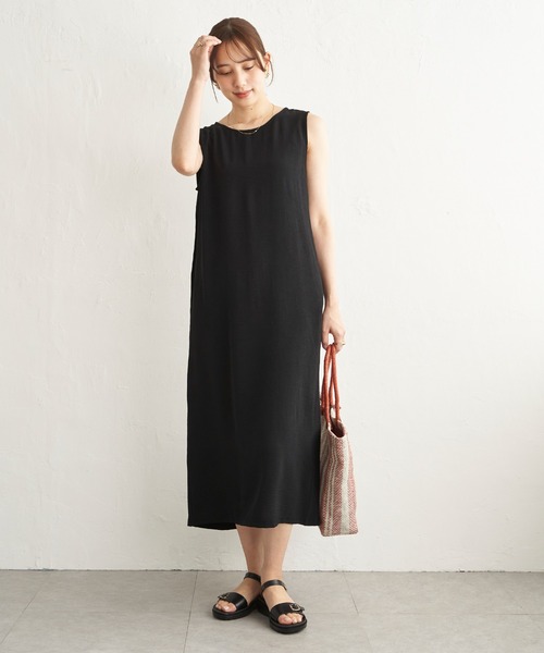 IKKA LOUNGE（イッカラウンジ）の「【2点セット】冷感ポリウェザー3WAYセット（ワンピース・レディース・グレイッシュベージュ/ブラック/ネイビー・L/M/S）」の9枚目の写真