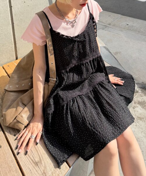 w closet(ダブルクローゼット)の「レース使いミニキャミワンピース(シャツ/ブラウス・レディース・イエロー/アイボリー/ブラック系その他/オフホワイト/ブラック・FREE)」の4枚目の写真