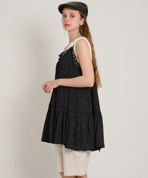 w closet(ダブルクローゼット)の「レース使いミニキャミワンピース(シャツ/ブラウス・レディース・イエロー/アイボリー/ブラック系その他/オフホワイト/ブラック・FREE)」の19枚目の写真