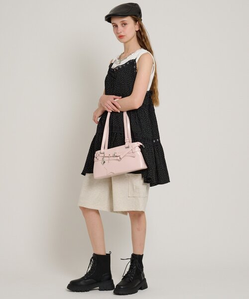w closet(ダブルクローゼット)の「レース使いミニキャミワンピース(シャツ/ブラウス・レディース・イエロー/アイボリー/ブラック系その他/オフホワイト/ブラック・FREE)」の7枚目の写真
