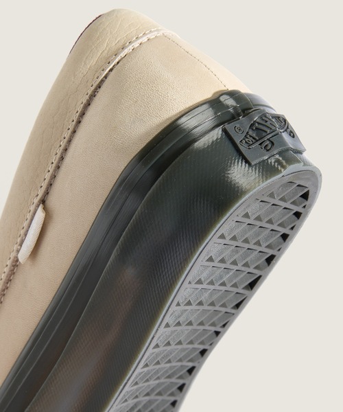 VANS（バンズ）の「VANS PREMIUM ローファー 53 ハードウェア / LX Loafer 53 HARDWARE turtledo VN000VATDJR1（ローファー・メンズ・ナチュラル・5.5/6/6.5/7/7.5/8/8.5/9/9.5/10/10.5/11/12/13/5）」の6枚目の写真