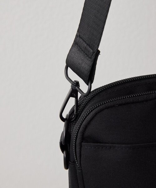 ear PAPILLONNER(イアパピヨネ)の「【KEN NAKAYAMA×ear】コラボショルダーバッグ(ショルダーバッグ・レディース・グレー/ブラック・FREE)」の8枚目の写真
