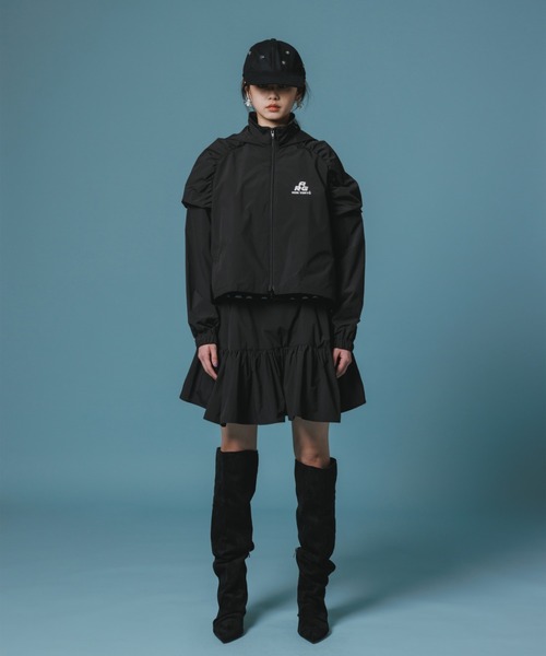 NON TOKYO(ノントーキョー)の「NON TOKYO/ノントーキョー/2WAYギャザーショルダーブルゾン(ブルゾン・レディース・ピンク/ワイン/ブラック・1/2)」の4枚目の写真