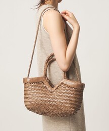 ODETTE E ODILE | ＜VIPERA THE LABEL＞ V TOTE(ショルダーバッグ)
