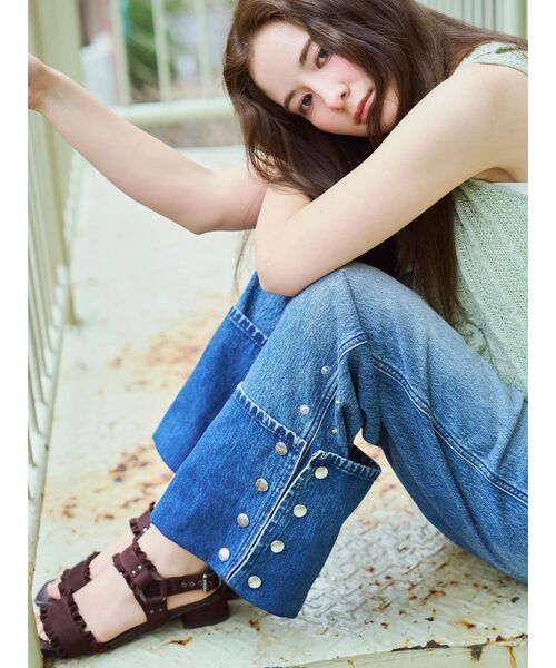 CALNAMUR(カルナムール)の「【Wrangler】デニムパンツ(デニムパンツ・レディース・ブルー/ライトブルー・X-SMALL/MEDIUM/SMALL)」の6枚目の写真