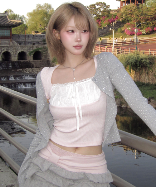ILLIGO(イリゴ)の「ロジレーススクエアネックTピンク(Tシャツ/カットソー・レディース・その他・OS)」の2枚目の写真
