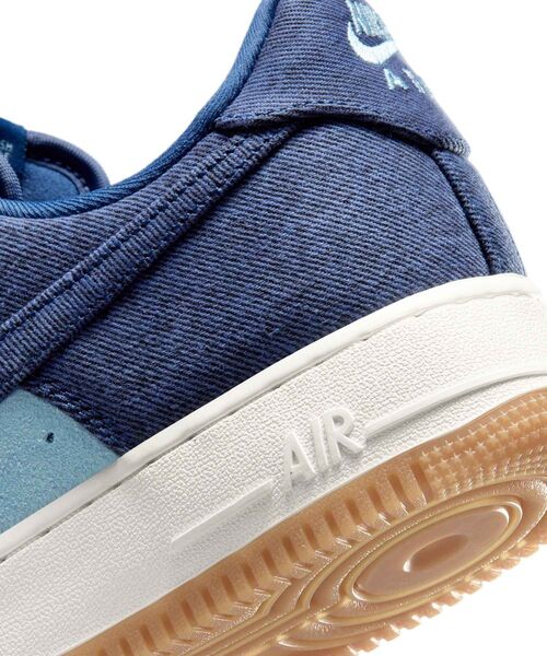 NIKE(ナイキ)の「エア フォース 1 '07 LV8 「デニム」 メンズシューズ/ Air Force 1 '07 LV8 "Denim" Men's Shoes IR0951-400 Navy(スニーカー・メンズ・ネイビー・24/24.5/25/29/29.5/30/25.5/26/26.5/27/27.5/28/28.5)」の10枚目の写真