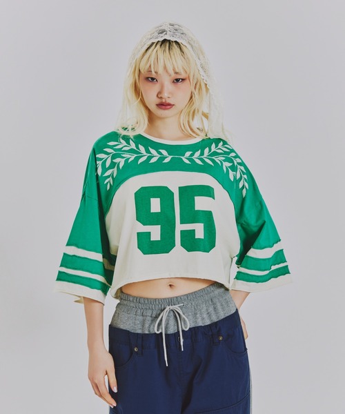 anna sui nyc(アナ スイ エヌ ワイ シー)の「カットオフNo.Tシャツ(Tシャツ/カットソー・レディース・グリーン/ワイン/ネイビー・FREE)」の2枚目の写真