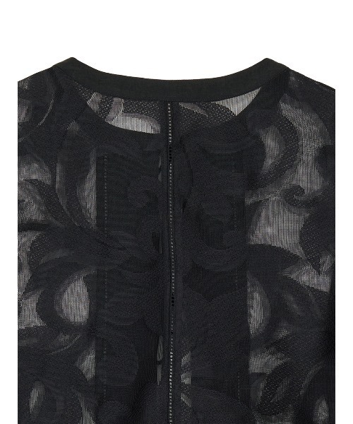Ameri(アメリ)の「MEDI SHEER DAMASK JACQUARD BLOUSE(シャツ/ブラウス・レディース・ブラック/オフホワイト・FREE)」の7枚目の写真