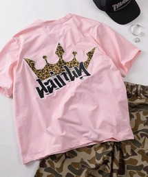 SlashDate（スラッシュデイト）の「【82】カモフラ レオパード ドット ワッペンロゴ クラウンワッペン クルーネックTシャツ ユニセックス レディース メンズ【セットアップ可能】（Tシャツ/カットソー）」
