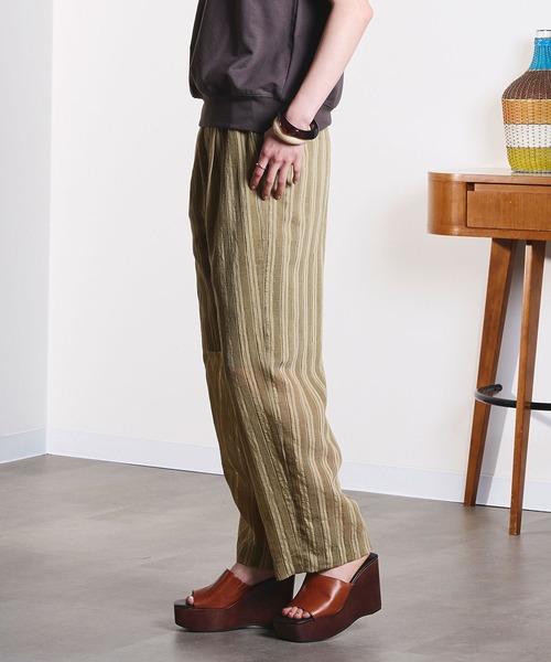 ROSE BUD(ローズバッド)の「(GENE HEAVENS)DOBBY STRIPE EASY PANTS(その他パンツ・レディース・ブラック/カーキ・ONE SIZE)」の8枚目の写真