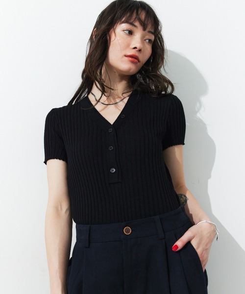HANNE（アン）の「ヘンリーネックリブニット（ニット/セーター・レディース・グレー/ブラック・FREE）」の7枚目の写真