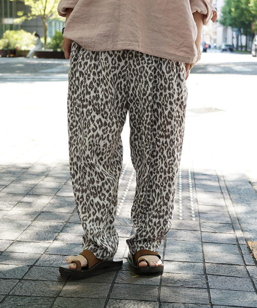 JOURNAL STANDARD LUXE(ジャーナルスタンダード ラックス)の「レオパリネン タックイージーパンツ(その他パンツ・レディース・ブラック/ブラウン系その他・SMALL/MEDIUM)」の15枚目の写真