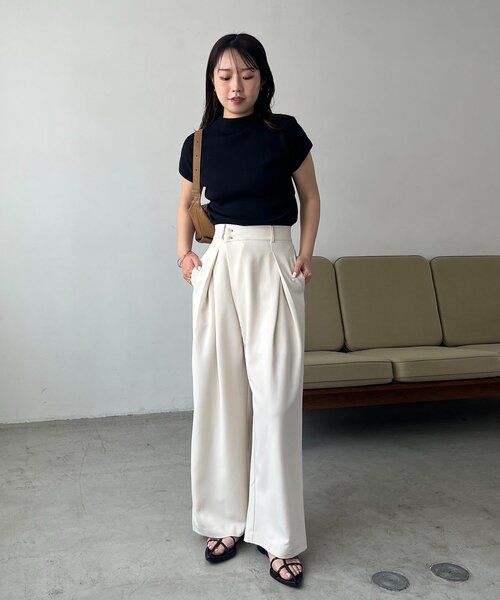 CAPRICIEUX LE'MAGE(カプリシューレマージュ)の「【接触冷感】ハーフネックフレンチニット(ニット/セーター・レディース・ホワイト/ブラック/グレイッシュベージュ・FREE)」の21枚目の写真