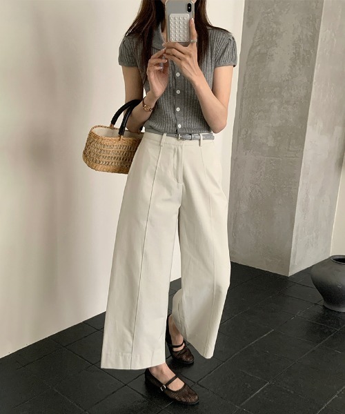COCOMOMO(ココモモ)の「オンオフ対応 センターシームワイドストレートパンツ ワイドパンツ ストレート ワイド スラックス ハイウエスト オフィス オフィスカジュアル(その他パンツ・レディース・ベージュ/ブラック・M/L/S)」の8枚目の写真