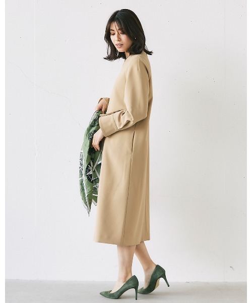 DoCLASSE（ ドゥクラッセ）の「スポンジWクロス・Aラインワンピース（ワンピース・レディース・ダークネイビー/ベージュ/セージグリーン/オフホワイト・11/9/13/15 /7）」の18枚目の写真