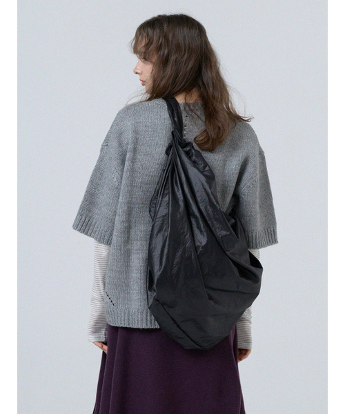 ACOC（アコック）の「Glossy Large Tangle Twist Bag_Black（ショルダーバッグ・レディース・その他・FREE）」の3枚目の写真