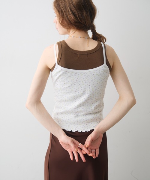 Crisp（クリスプ）の「flower henley cami / フラワーヘンリーキャミ（キャミソール・レディース・ホワイト/アイボリー・FREE）」の5枚目の写真