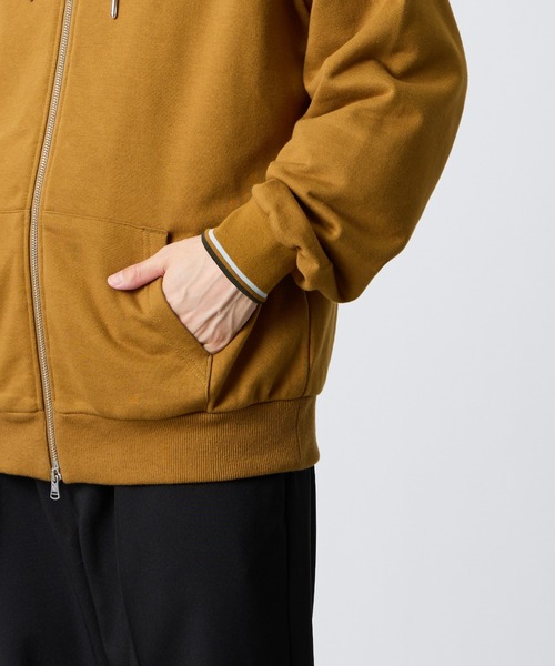 FRED PERRY（フレッドペリー）の「【WEB先行予約】[FRED PERRY/フレッドペリー] 別注 フードロゴ刺繍 スウェットジップパーカー（パーカー・レディース・ブラック/キャメル・L/M/S/XL）」の9枚目の写真