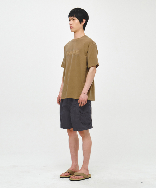 INTEMPOMOOD(インテンポムード)の「フロンティアプリーツカーゴパンツ_ダークネイビー(その他パンツ・メンズ・ダークネイビー・MEDIUM/LARGE/X-LARGE)」の4枚目の写真