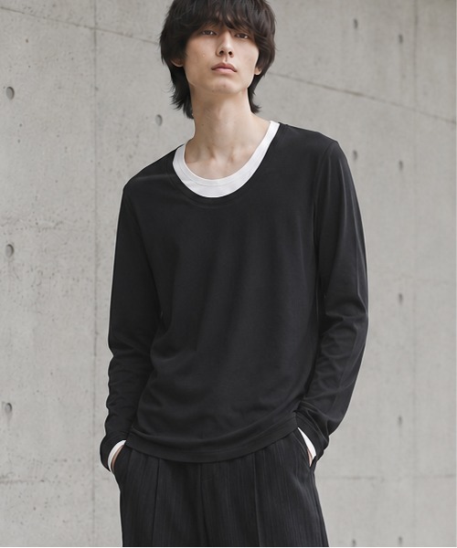 ARCHIVER(アーカイバ)の「【Bd】レイヤード風 Uネック ロングスリーブTシャツ(Tシャツ/カットソー・レディース・ブラック/チャコールグレー/グレー系/マルチ/ホワイト・LARGE/MEDIUM/X-LARGE)」の3枚目の写真
