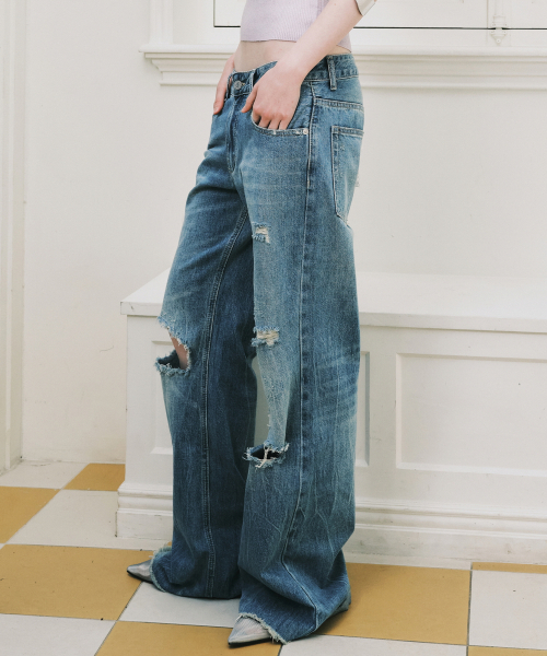 NICK&NICOLE(ニックアンドニコール)の「VINTAGE DESTROYED DENIM PANTS_BLUE(デニムパンツ・レディース・その他・SMALL/MEDIUM/LARGE)」の2枚目の写真